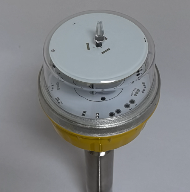 low intensity obstruction light