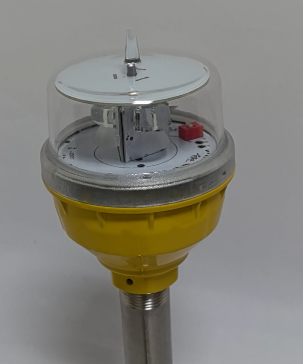 L810 Obstruction Light