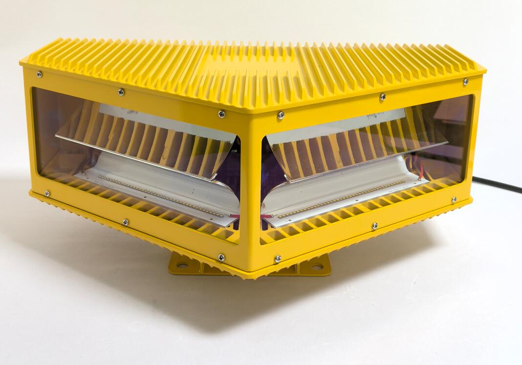 High intensity obstacle lights